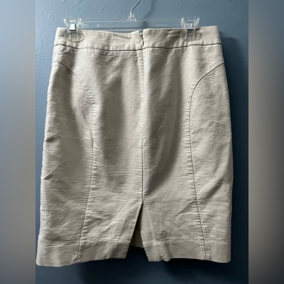 J. Crew Pencil Skirt‎ - Picture 2 of 3